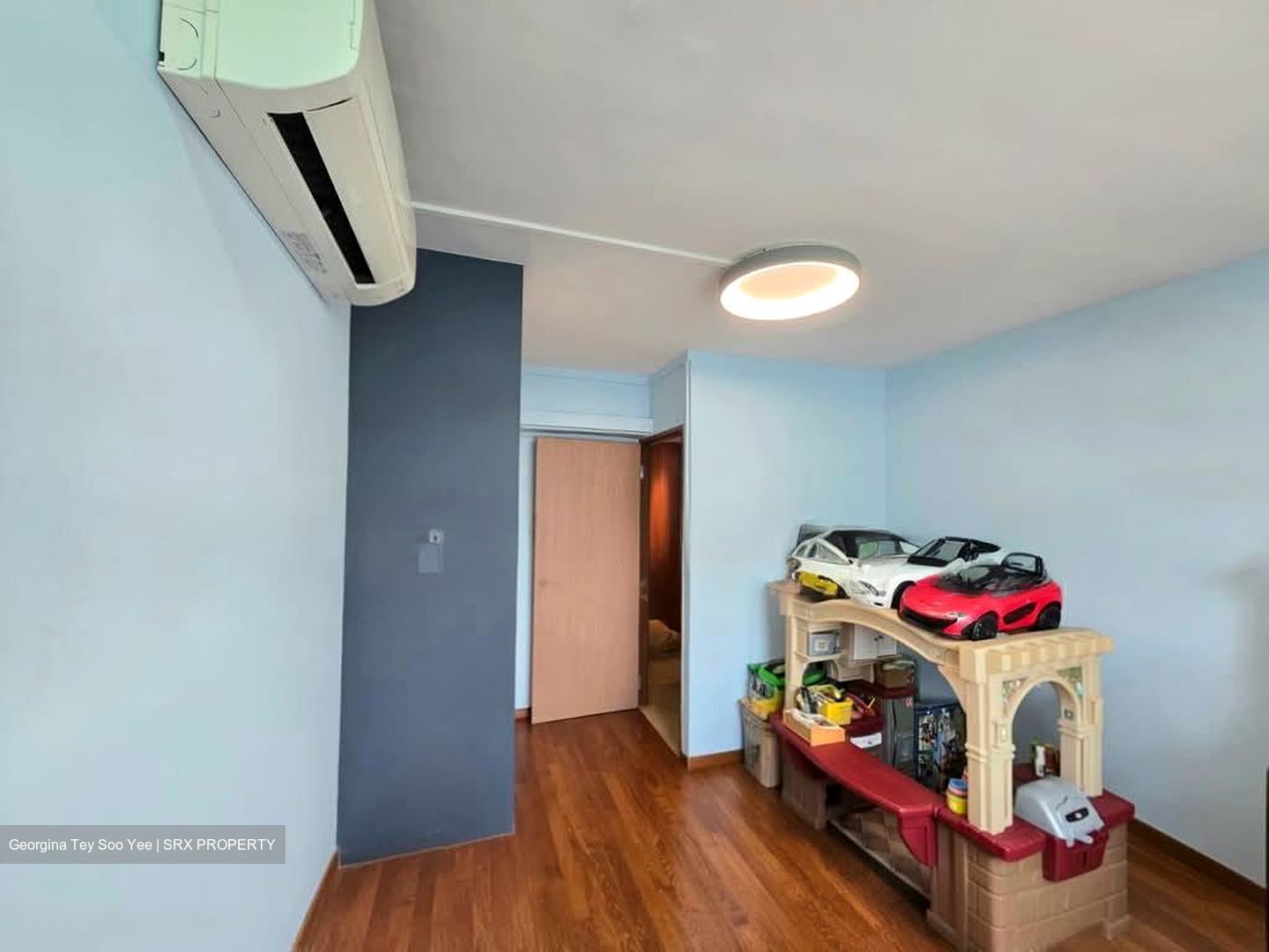 Blk 180 Lompang Road (Bukit Panjang), HDB Executive #568182101